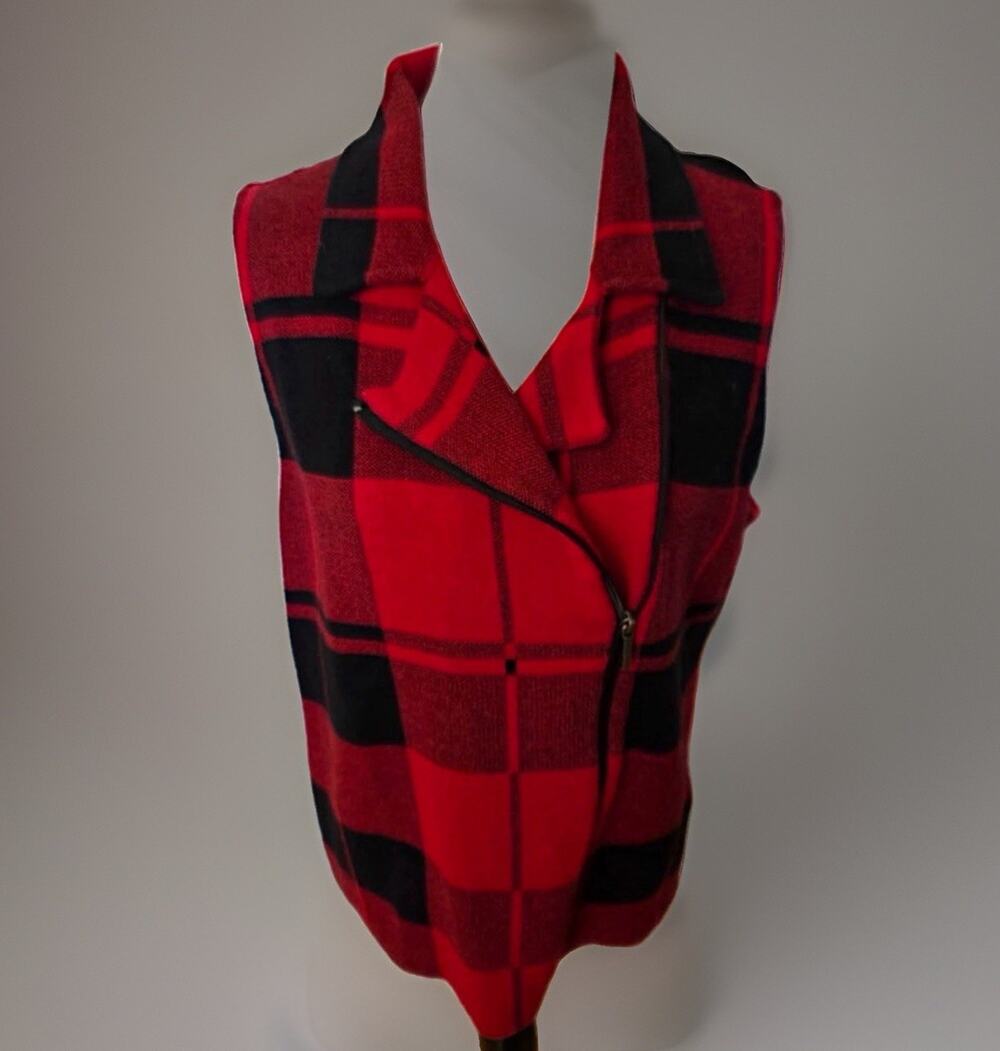 Chaps Women’s Red Black Plaid Full Zip Collared Sleeveless Mid-Length Vest XL